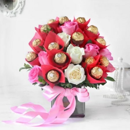 Assorted Roses & Ferrero Rocher in Vase Arrangement
